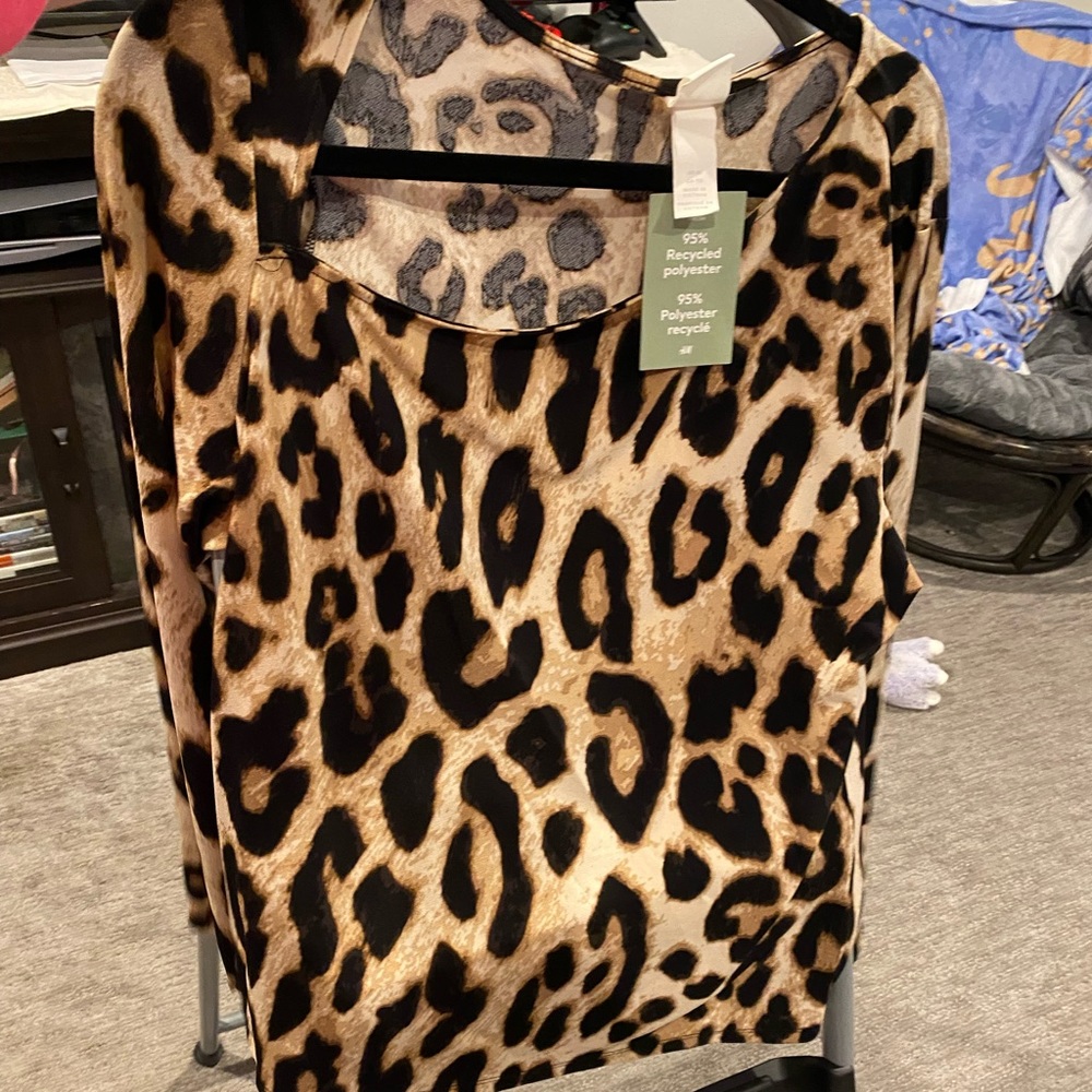Brand new XL top from H&M